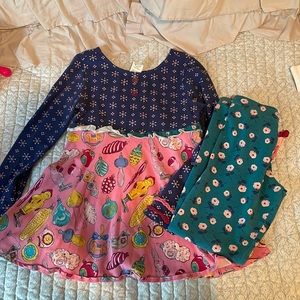 Wildflowers matching tunic and leggings, girls size 8, EUC.